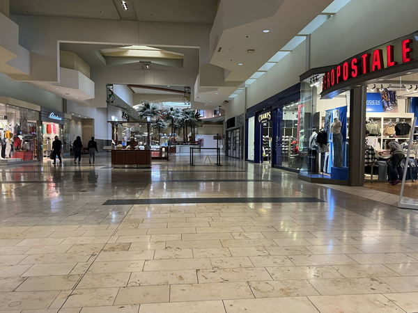 Lansing Mall - Aug 13 2022